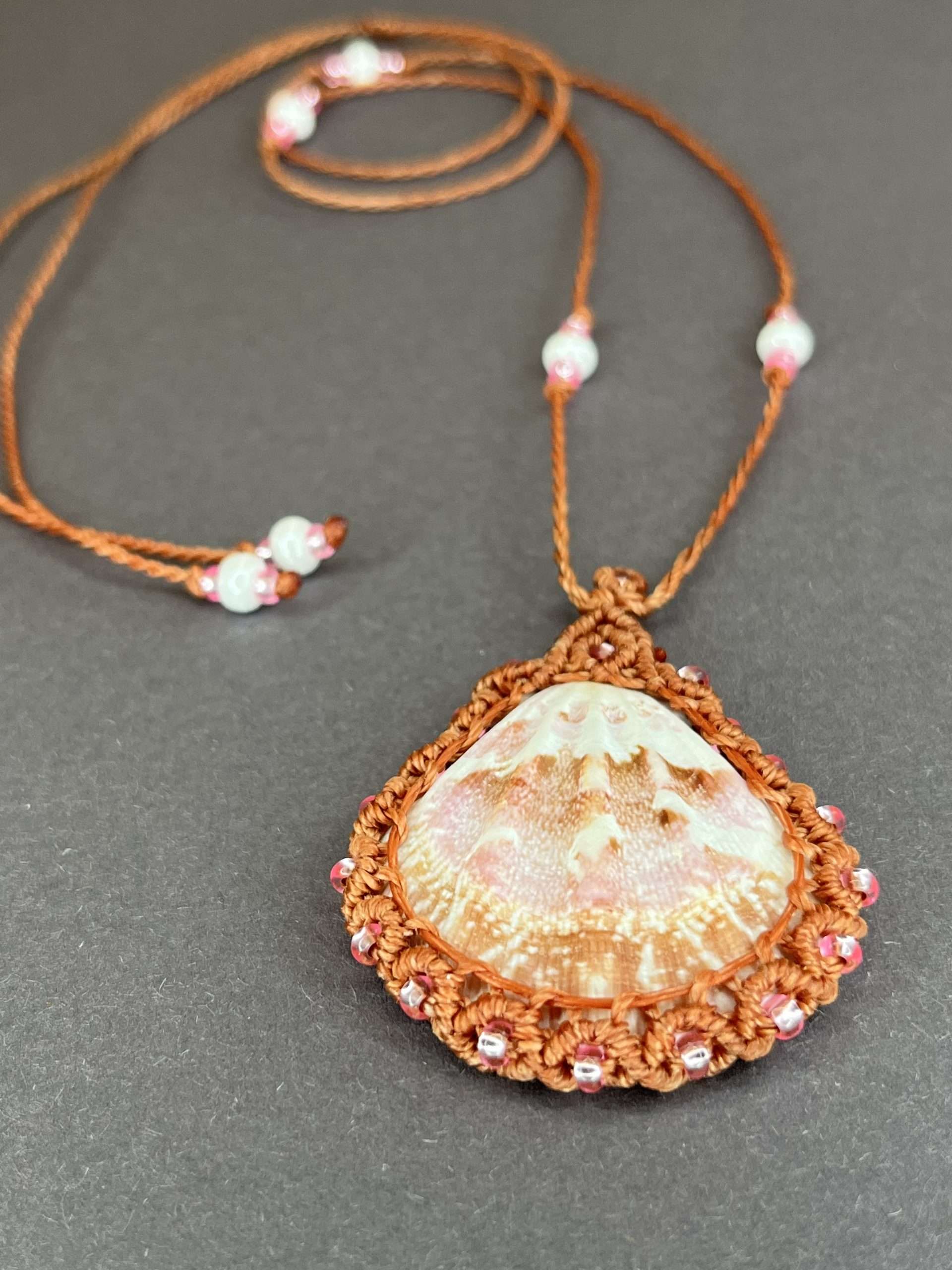 65A6A6D1-14DC-488A-A040-13E58A25B8DA